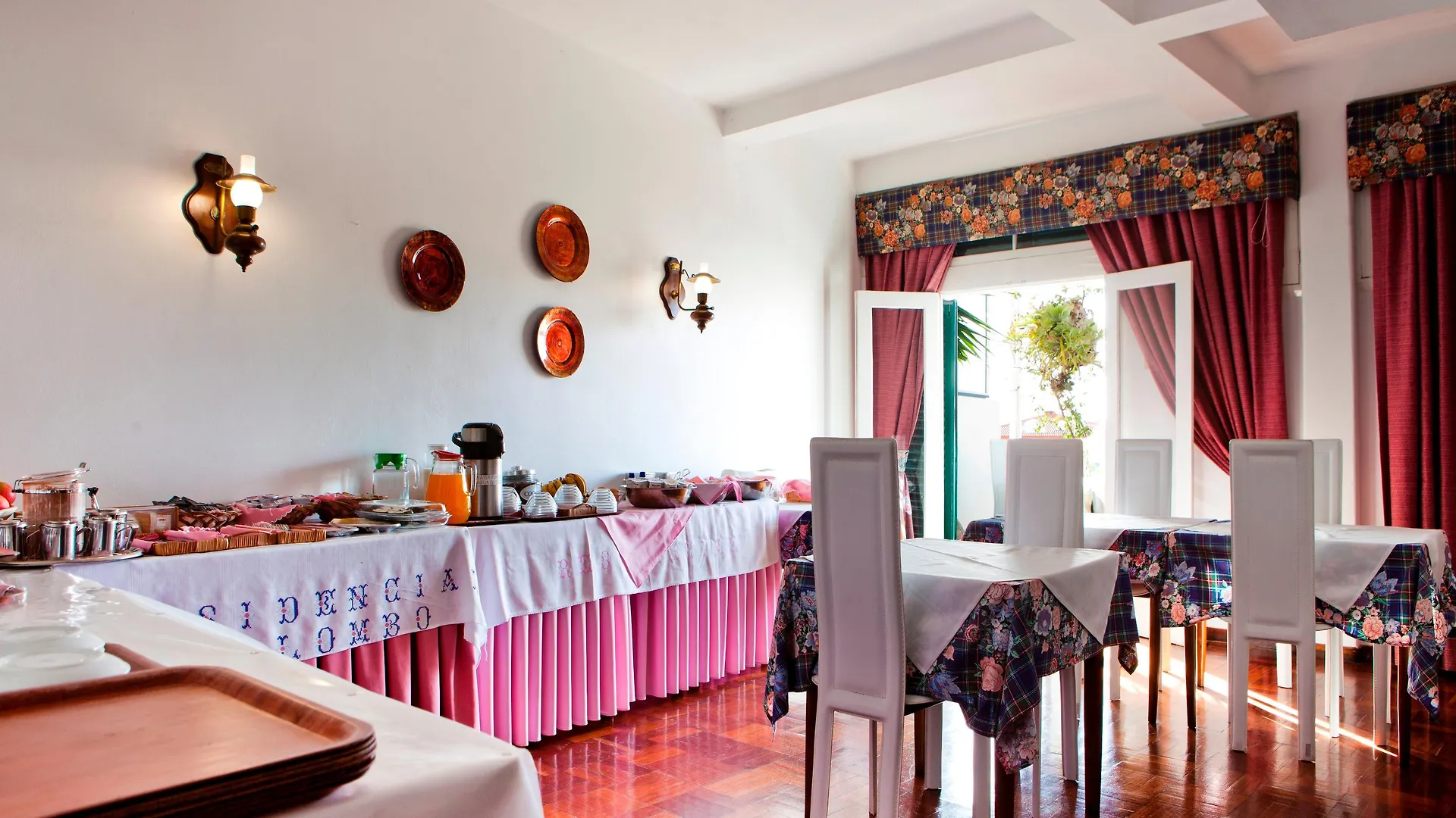 Residencial Colombo Bed & Breakfast Funchal