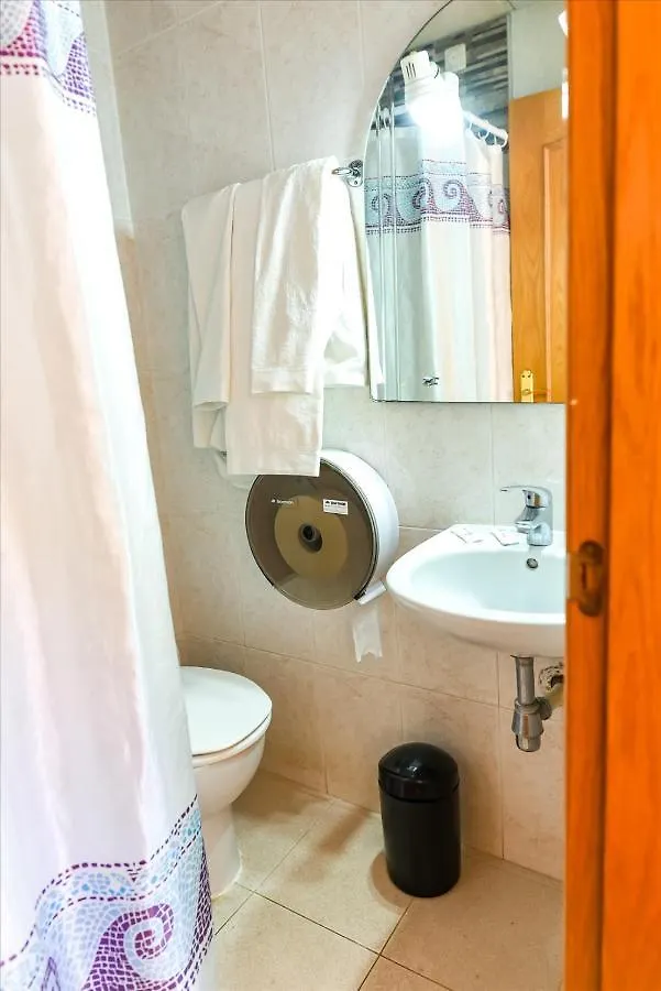 Couette-café Bed and Breakfast Residencial Colombo à Funchal