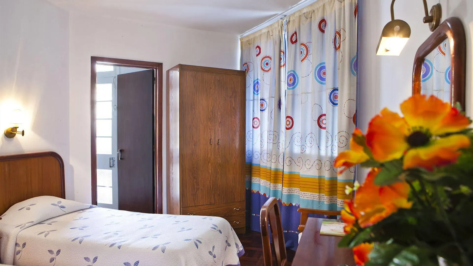 ** Couette-café Bed and Breakfast Residencial Colombo à Funchal  Portugal